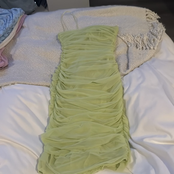 Worn once. I had the dress professionally hemmed to make it shorter. - Picture 3 of 3